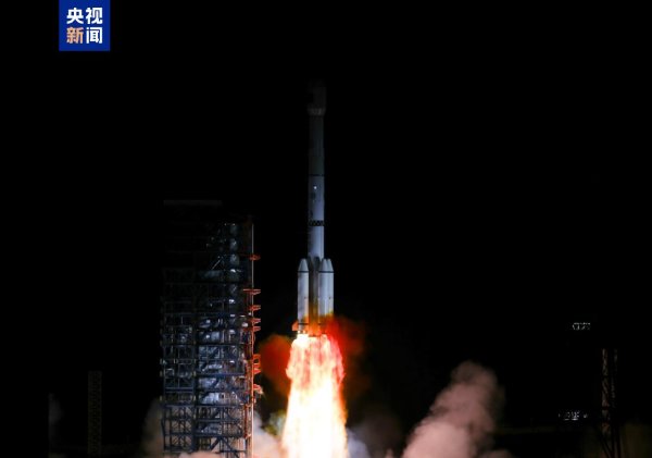 同翔网 我国成功发射天链二号05星